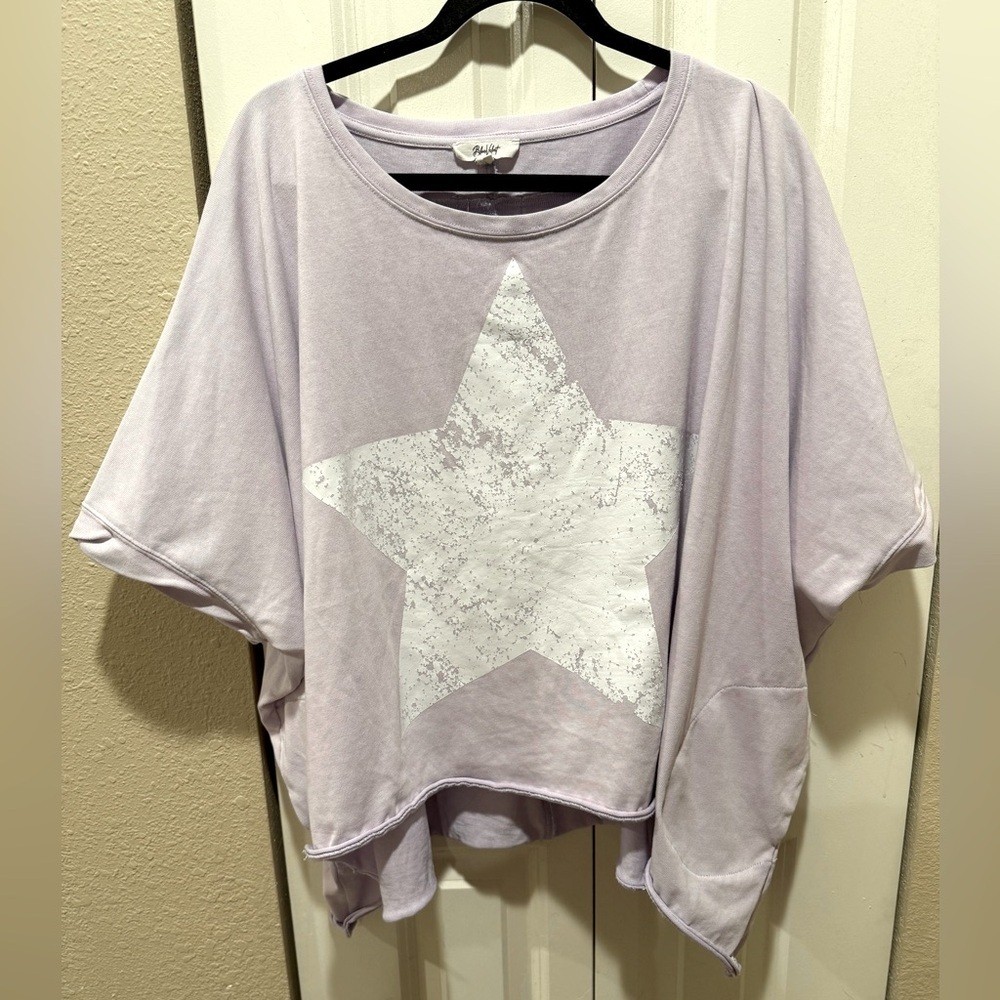 Blue Velvet Lavender Star Graphic Drop-Shoulder Top